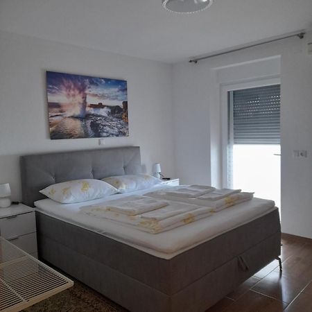 Apartments Donella Umag Exterior foto