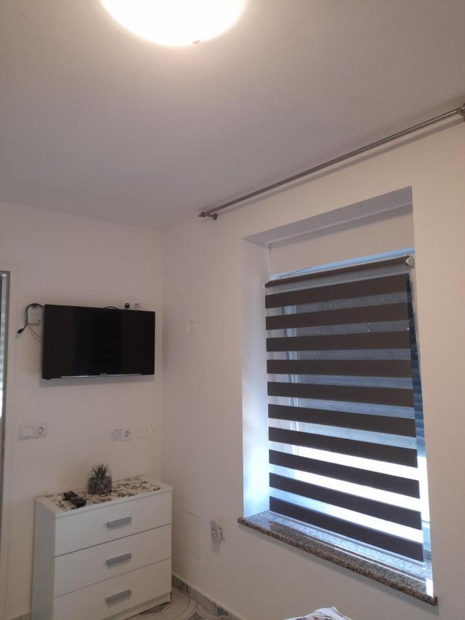 Apartments Donella Umag Exterior foto